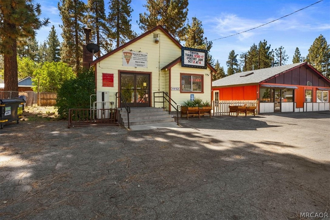 1112 West Big Bear Boulevard Property Photo 5