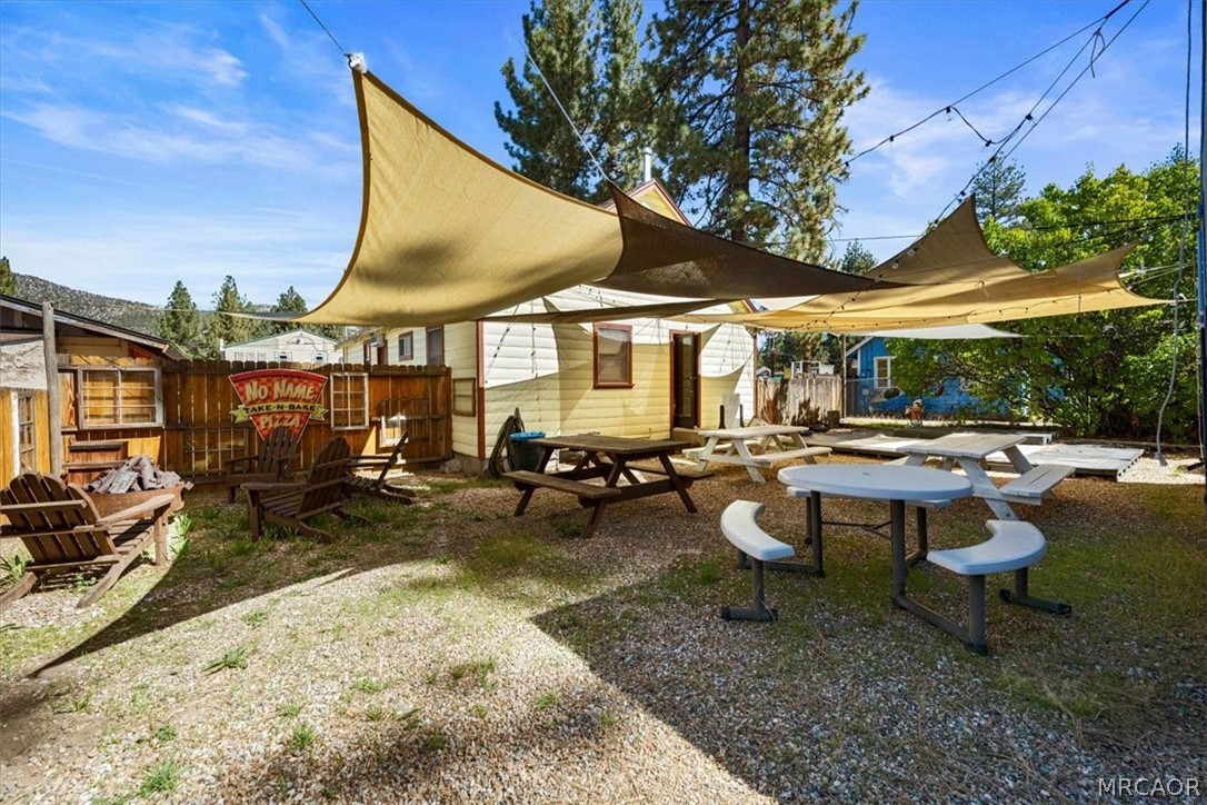 1112 West Big Bear Boulevard Property Photo 7
