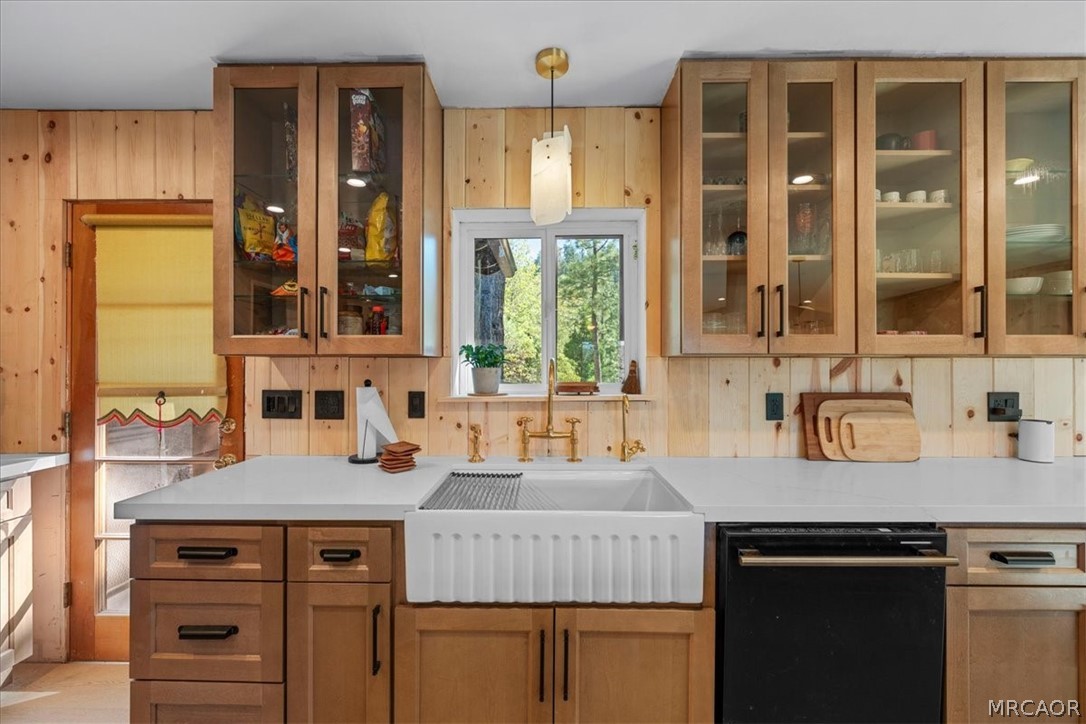 41073 Pennsylvania Avenue Property Photo 11
