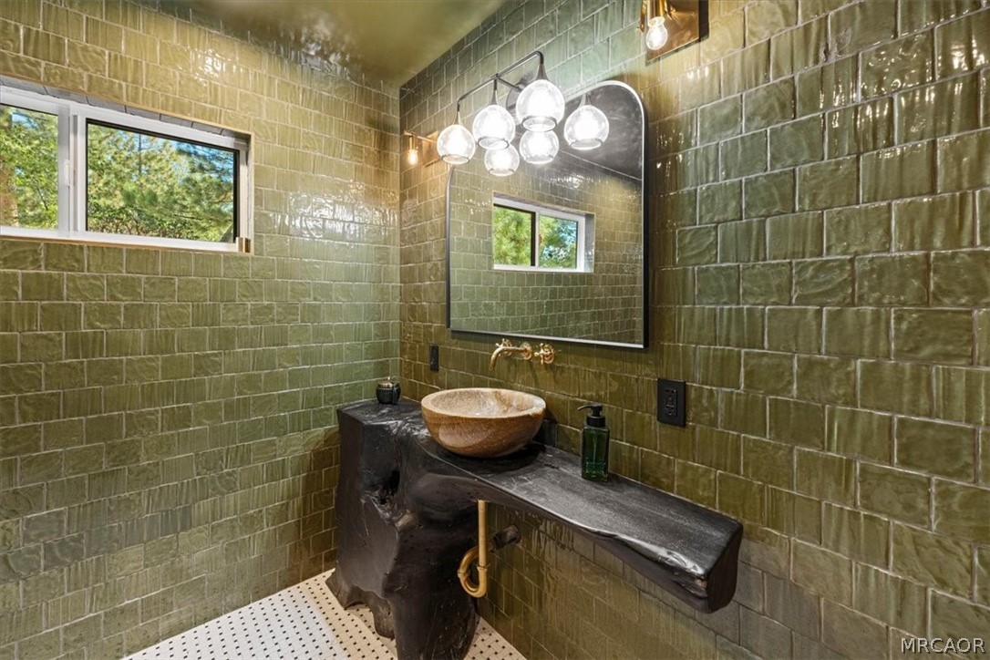 41073 Pennsylvania Avenue Property Photo 17