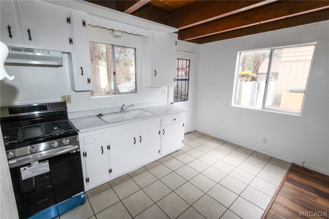 436 West Mojave Boulevard Property Photo 6