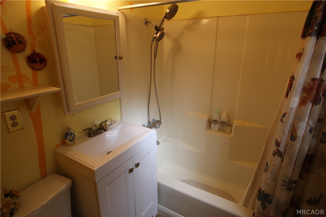 323 Hilltop Lane Property Photo 11