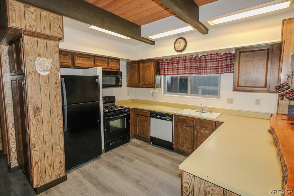 42934 Fairy Avenue Property Photo 6