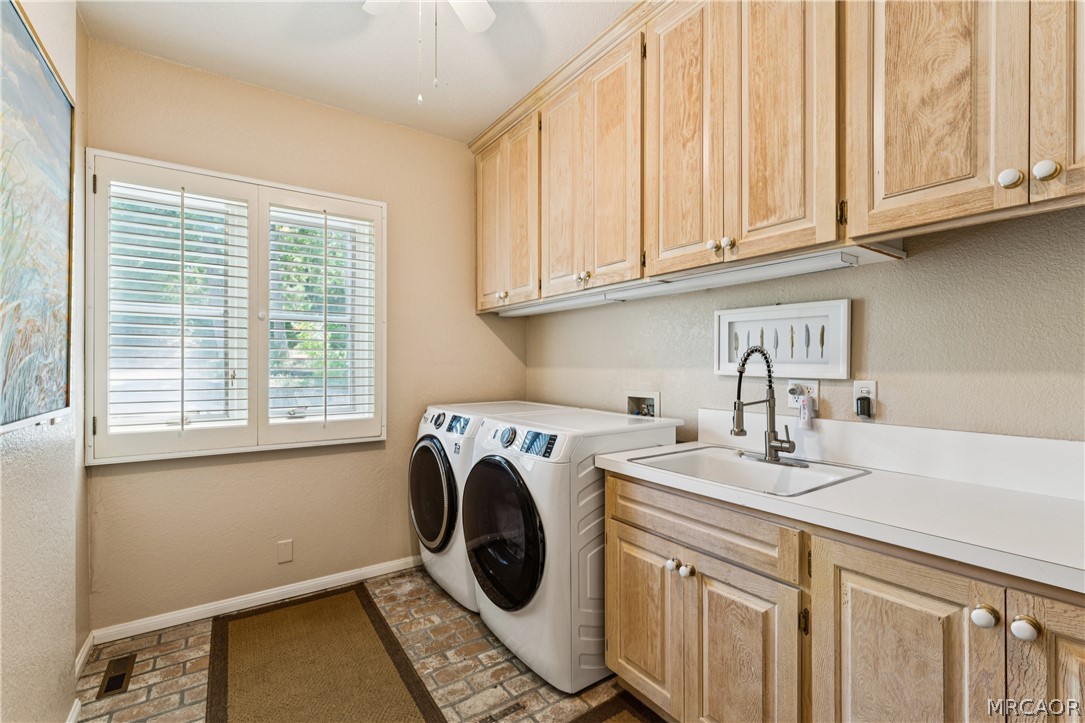 28976 Partridge Place Property Photo 18
