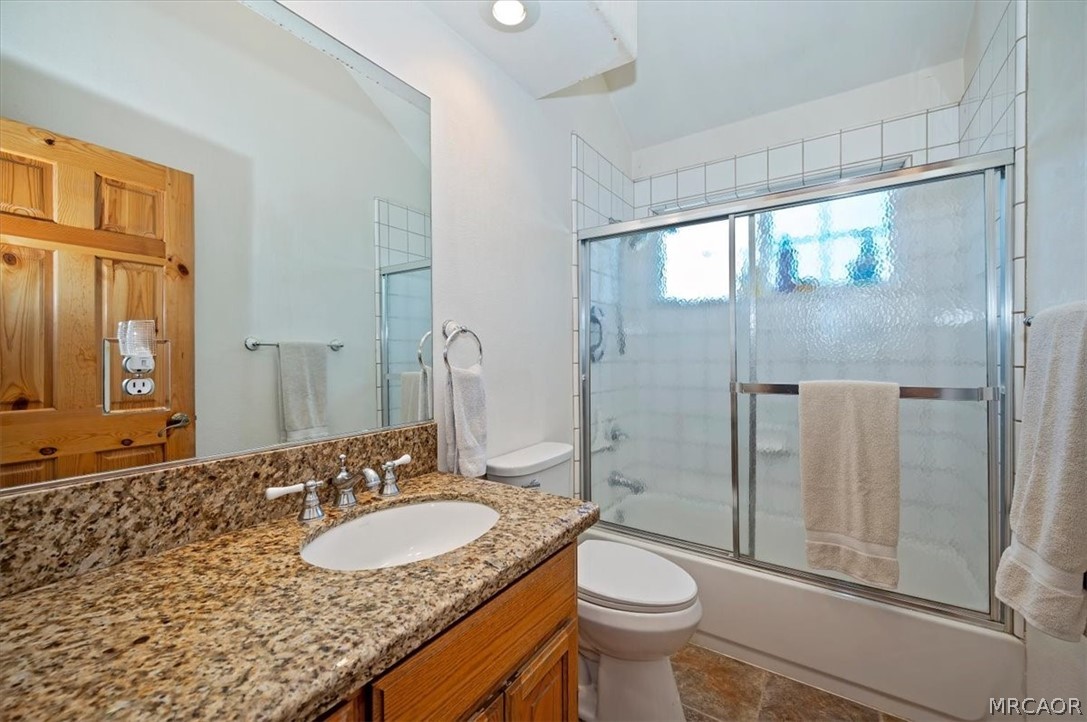 340 Santa Barbara Avenue Property Photo 27