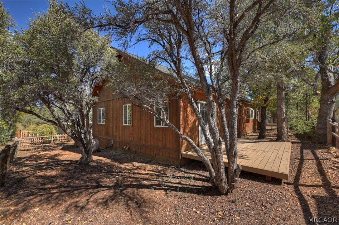 340 Santa Barbara Avenue Property Photo 32