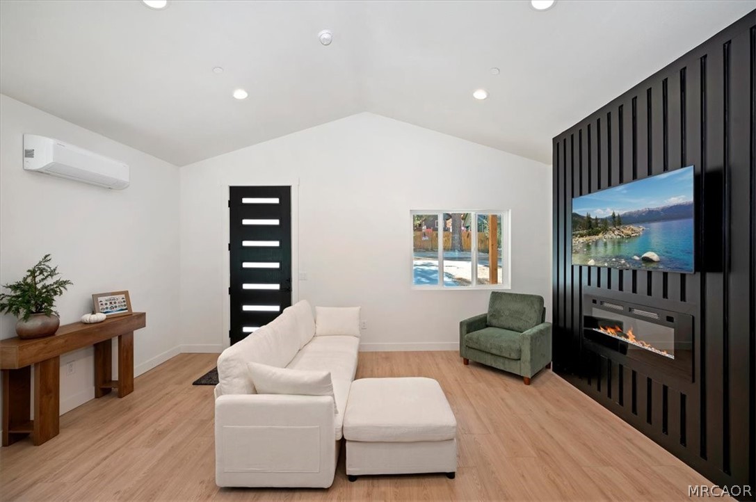 40166 Esterly Property Photo 4