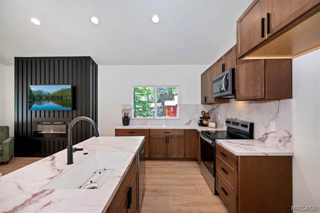40166 Esterly Property Photo 6