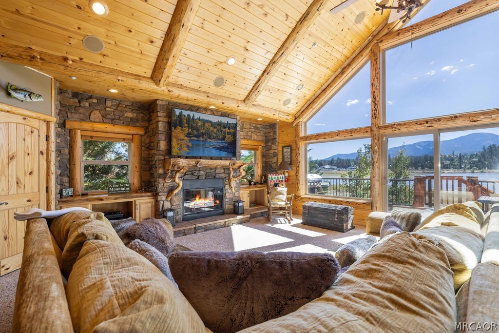42489 Bear Loop Property Photo 10