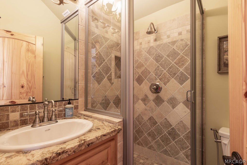 42489 Bear Loop Property Photo 27
