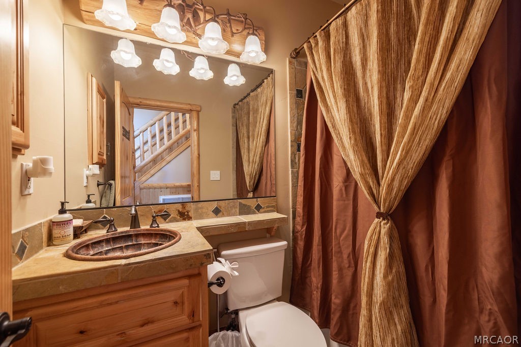 42489 Bear Loop Property Photo 32