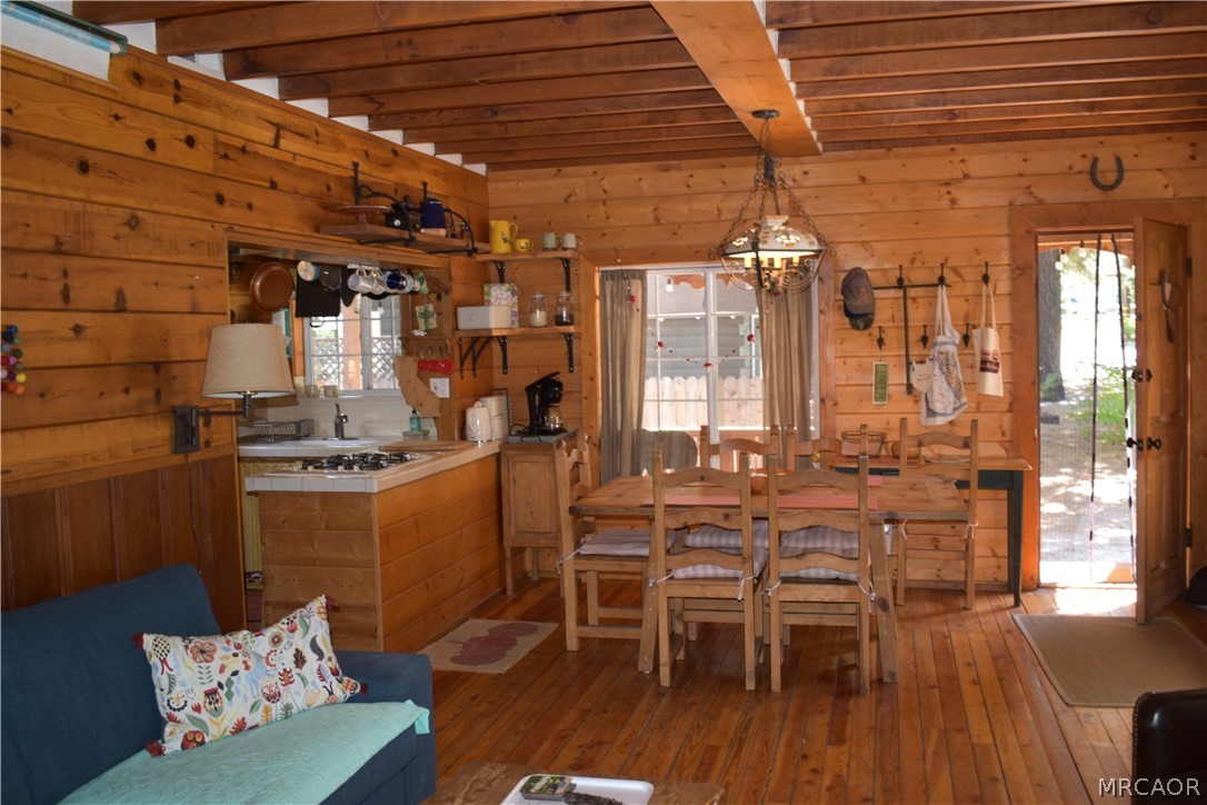 33758 Meadow Lane Property Photo 6