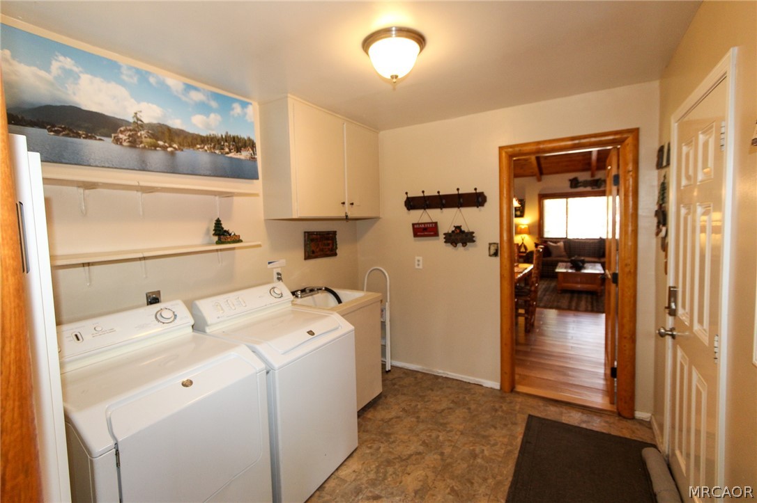 808 West Rainbow Boulevard Property Photo 13