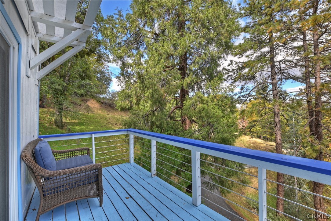 24998 Jewel Drive Property Photo 9