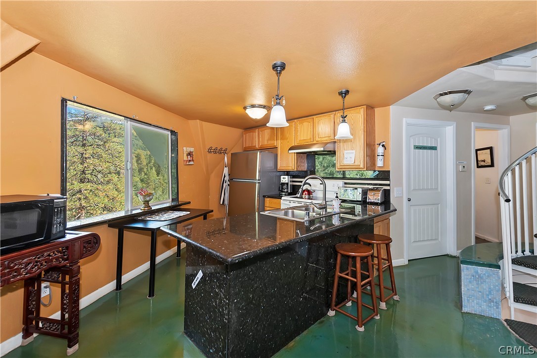 24998 Jewel Drive Property Photo 28