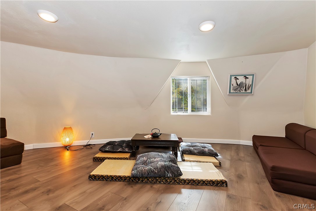 24998 Jewel Drive Property Photo 32