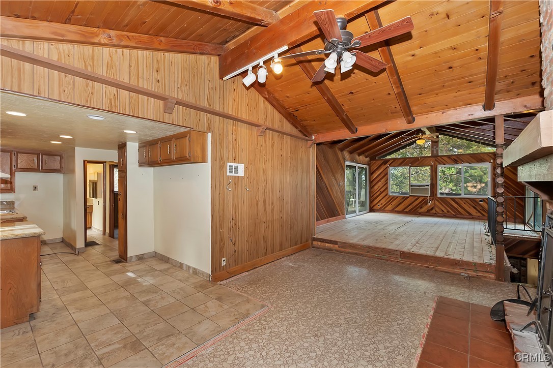 152 Weisshorn Drive Property Photo 7
