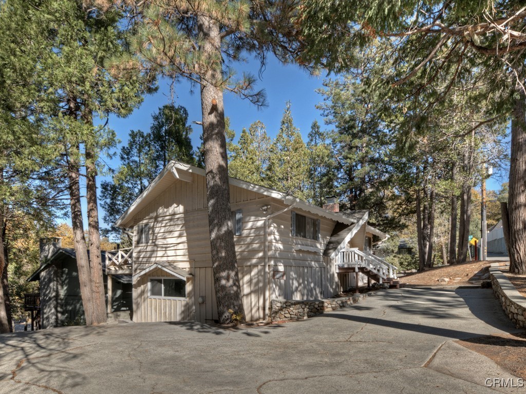 24162 Montreaux Drive Property Photo 3