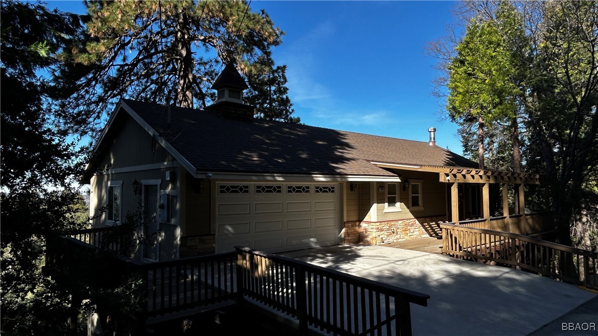25152 Valle Drive Property Photo 1