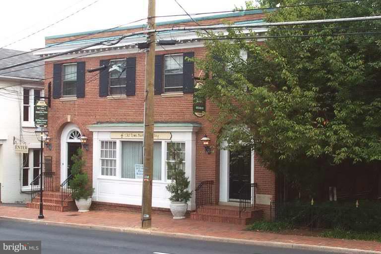 4015 CHAIN BRIDGE RD #SUITES 7&9 Property Photo 1