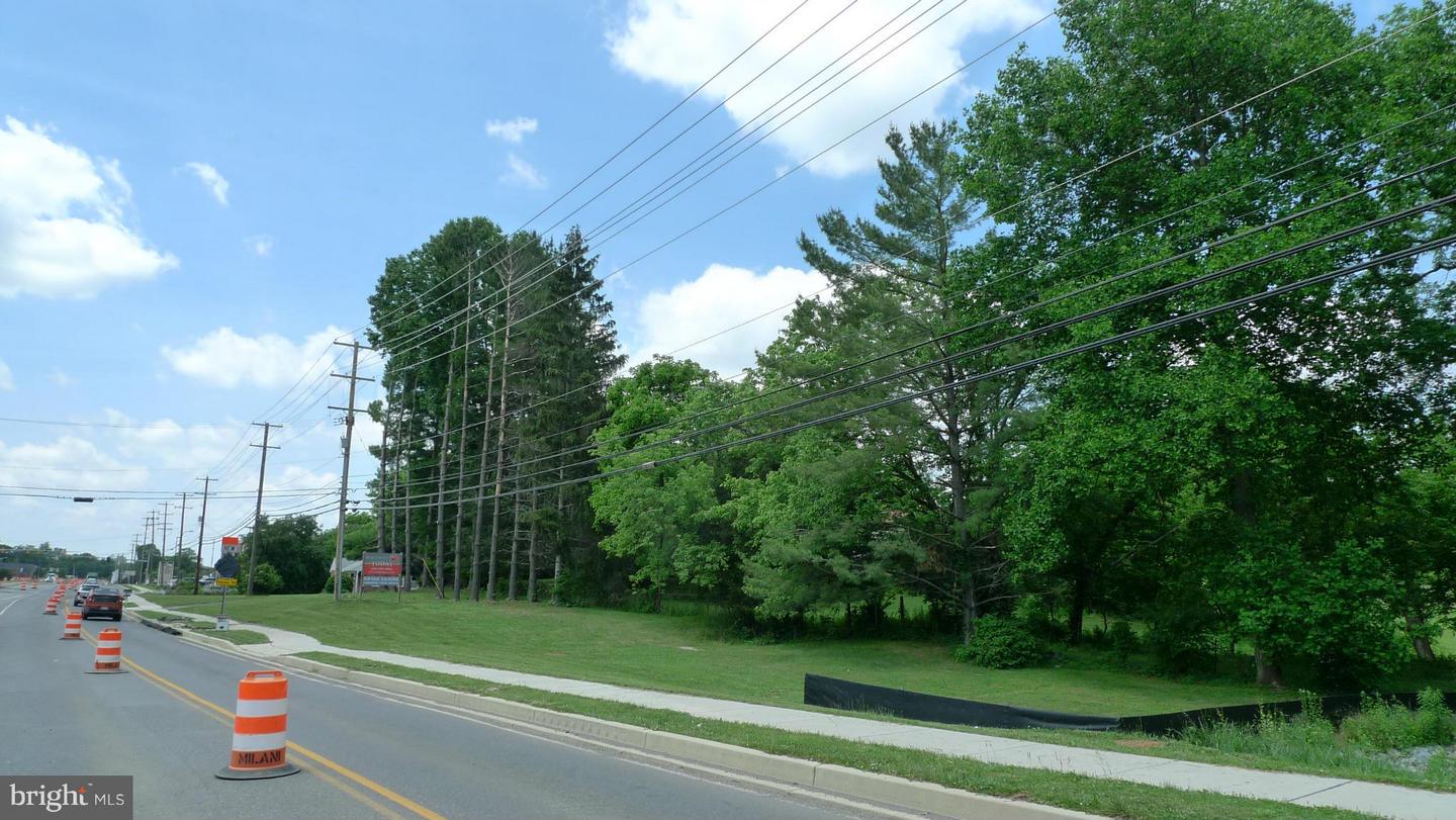 11302 Robinwood Dr Property Photo 12