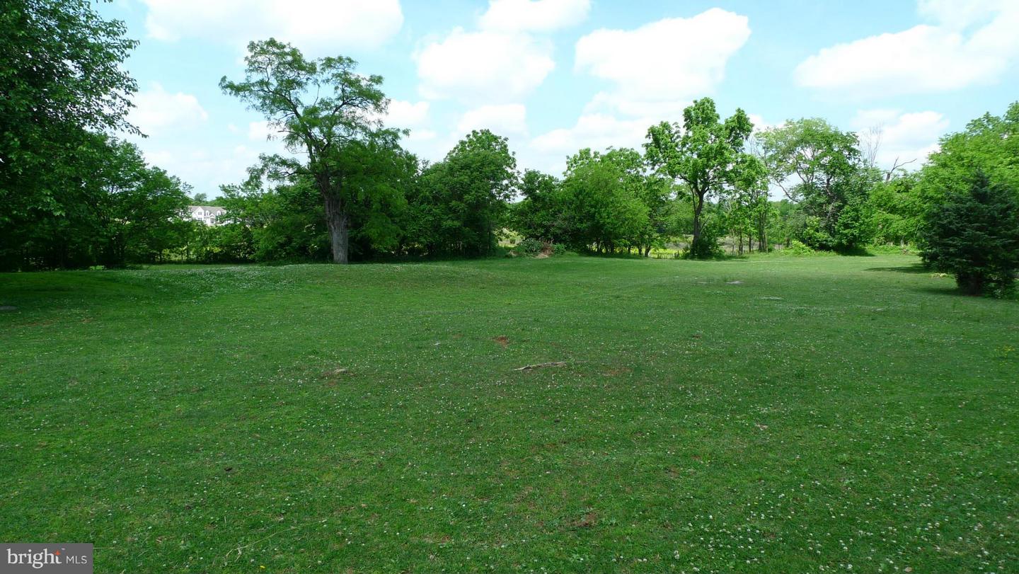 11302 Robinwood Dr Property Photo 24