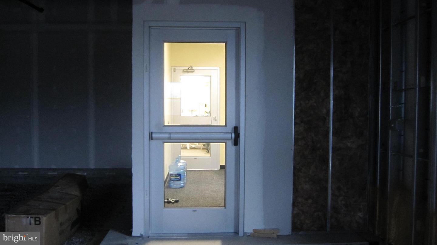1000071497 Property Photo 10