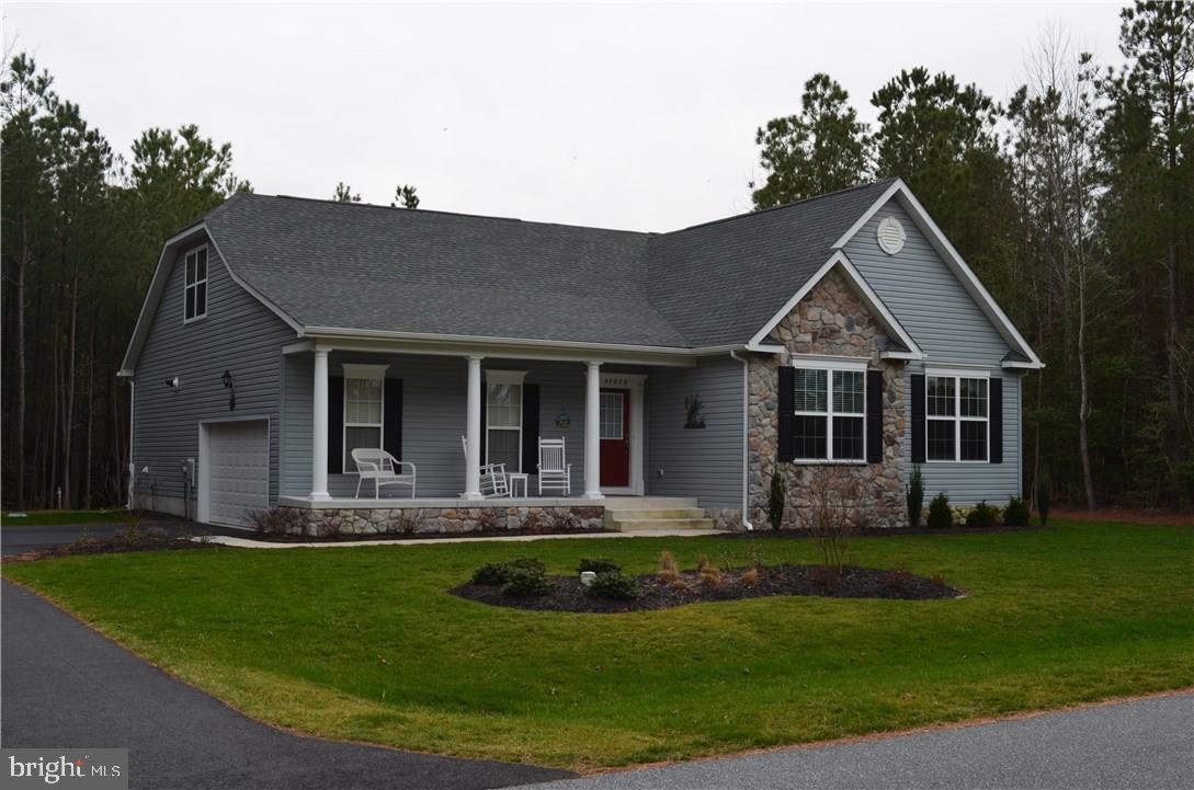 24587 Hollytree Cir Property Photo 2