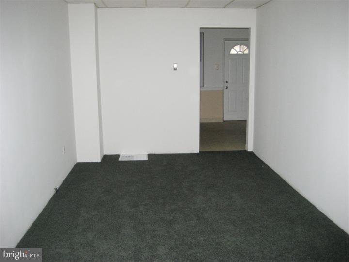 3110 N Croskey St Property Photo 2