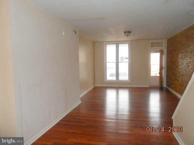 503 28th St Property Photo 4