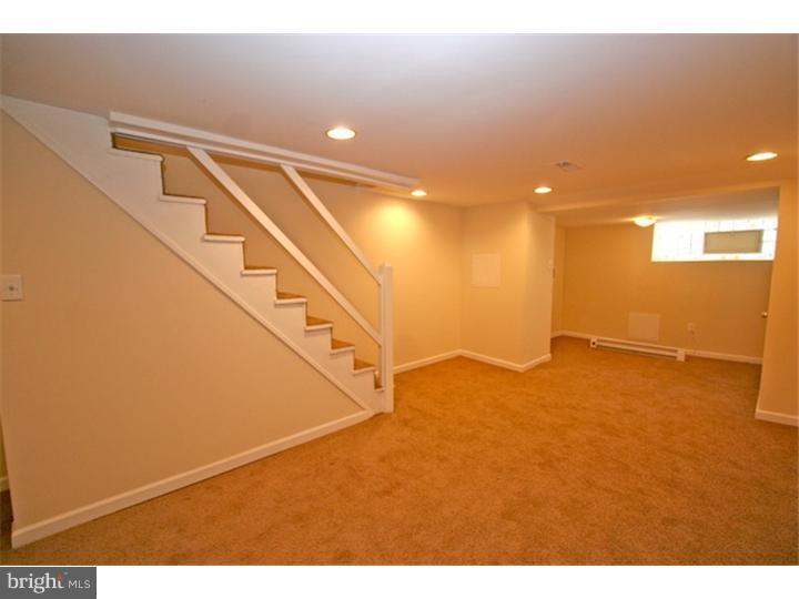 906 Marcella St Property Photo 10