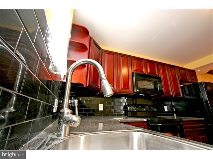 906 Marcella St Property Photo 16