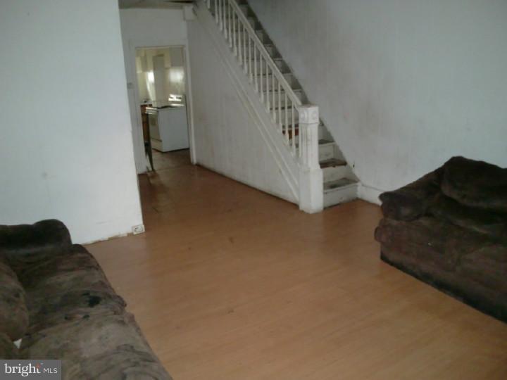 2007 W Indiana Ave Property Photo 6