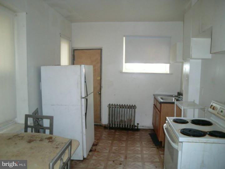 2007 W Indiana Ave Property Photo 8