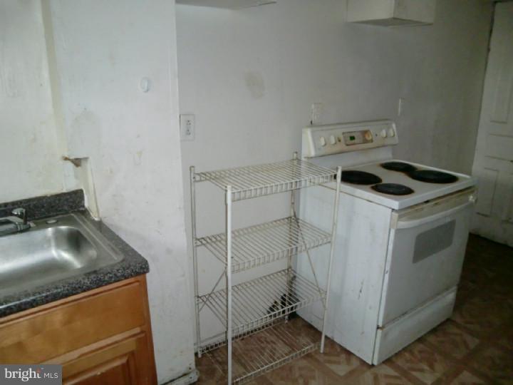 2007 W Indiana Ave Property Photo 9