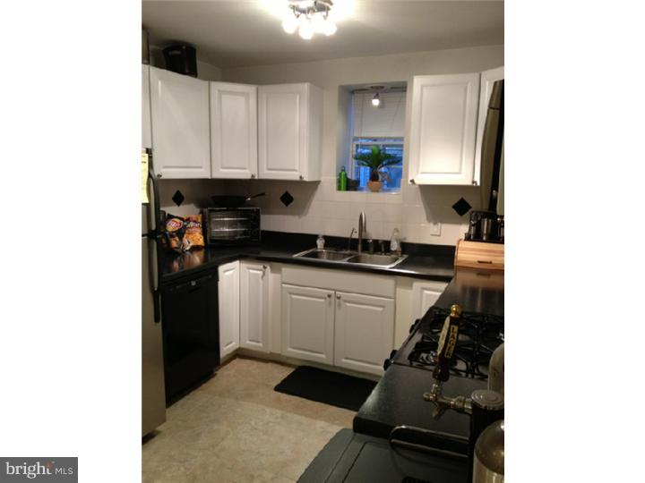 2836 S Warnock St Property Photo 4