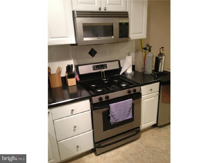 2836 S Warnock St Property Photo 5