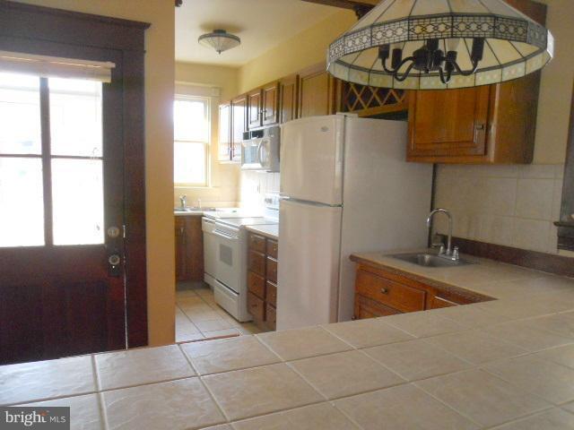 3115 Berkshire Rd Property Photo