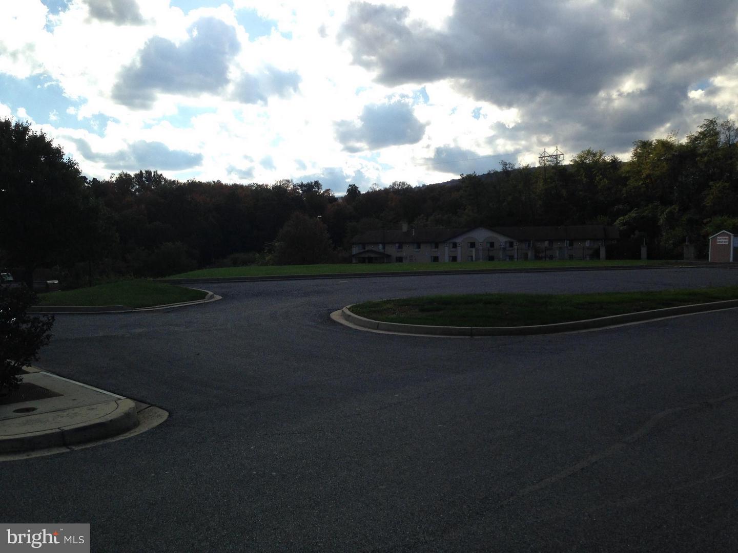 229 Tippin Dr #land Lease Property Photo 1