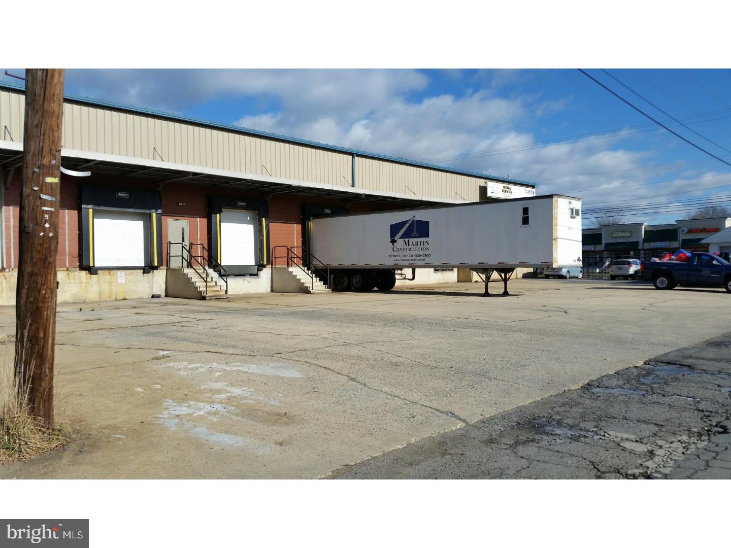 4700 N 5th Street Hwy Property Photo 1
