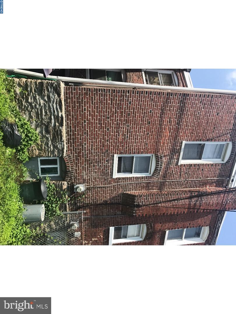 132 W Pomona St Property Photo 5