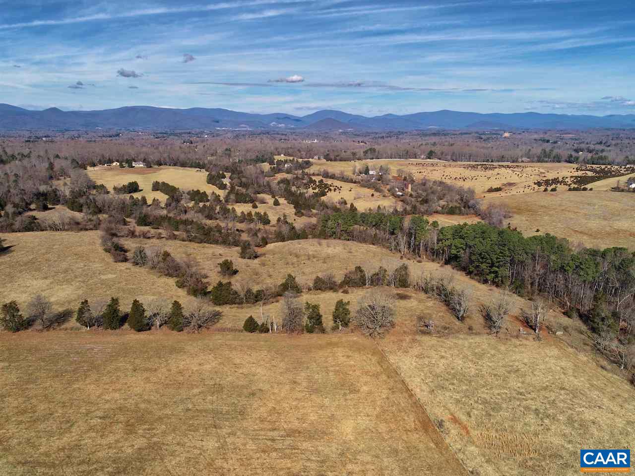 977 Woodlands Rd Property Photo 16