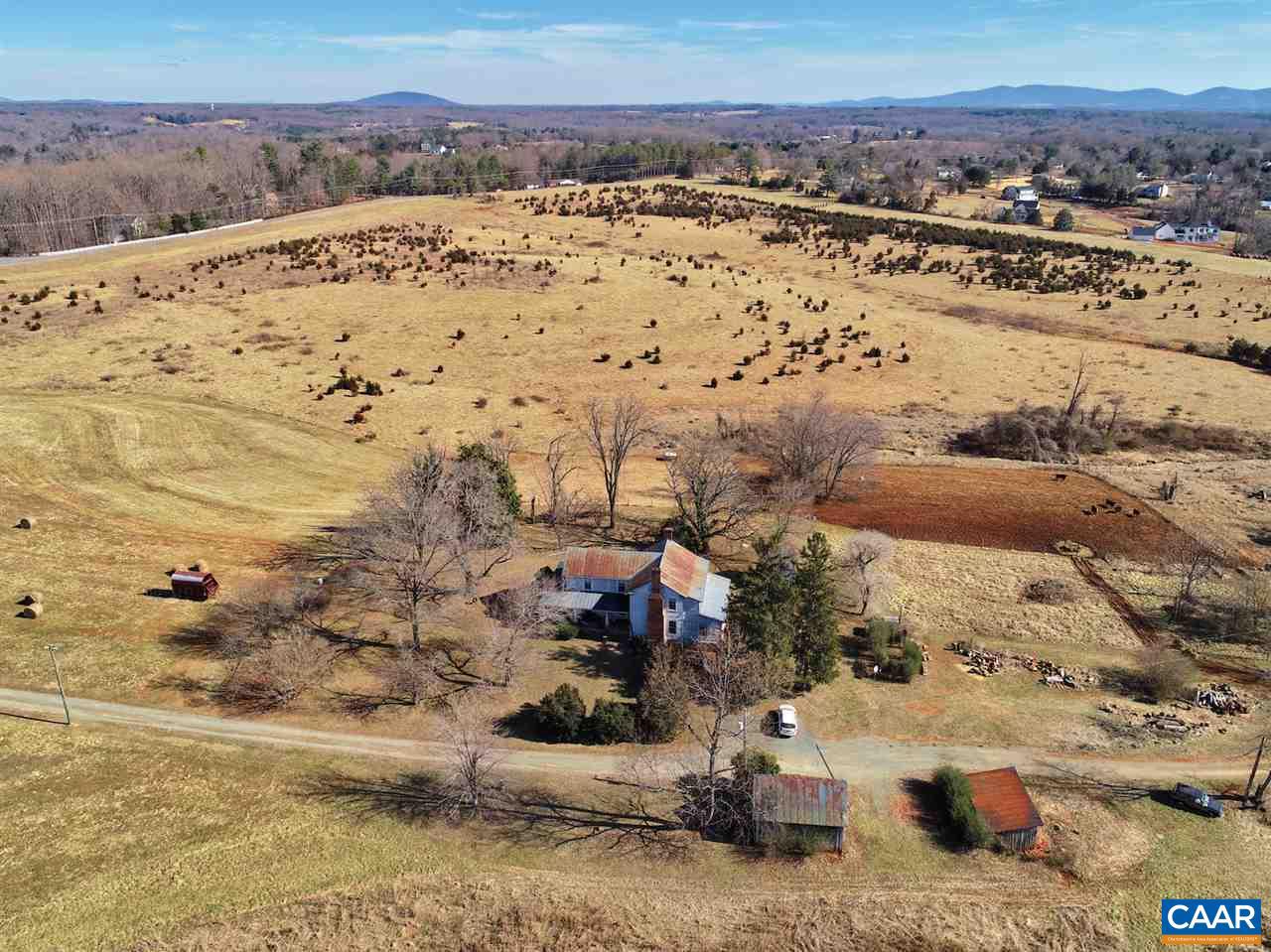 977 Woodlands Rd Property Photo 24