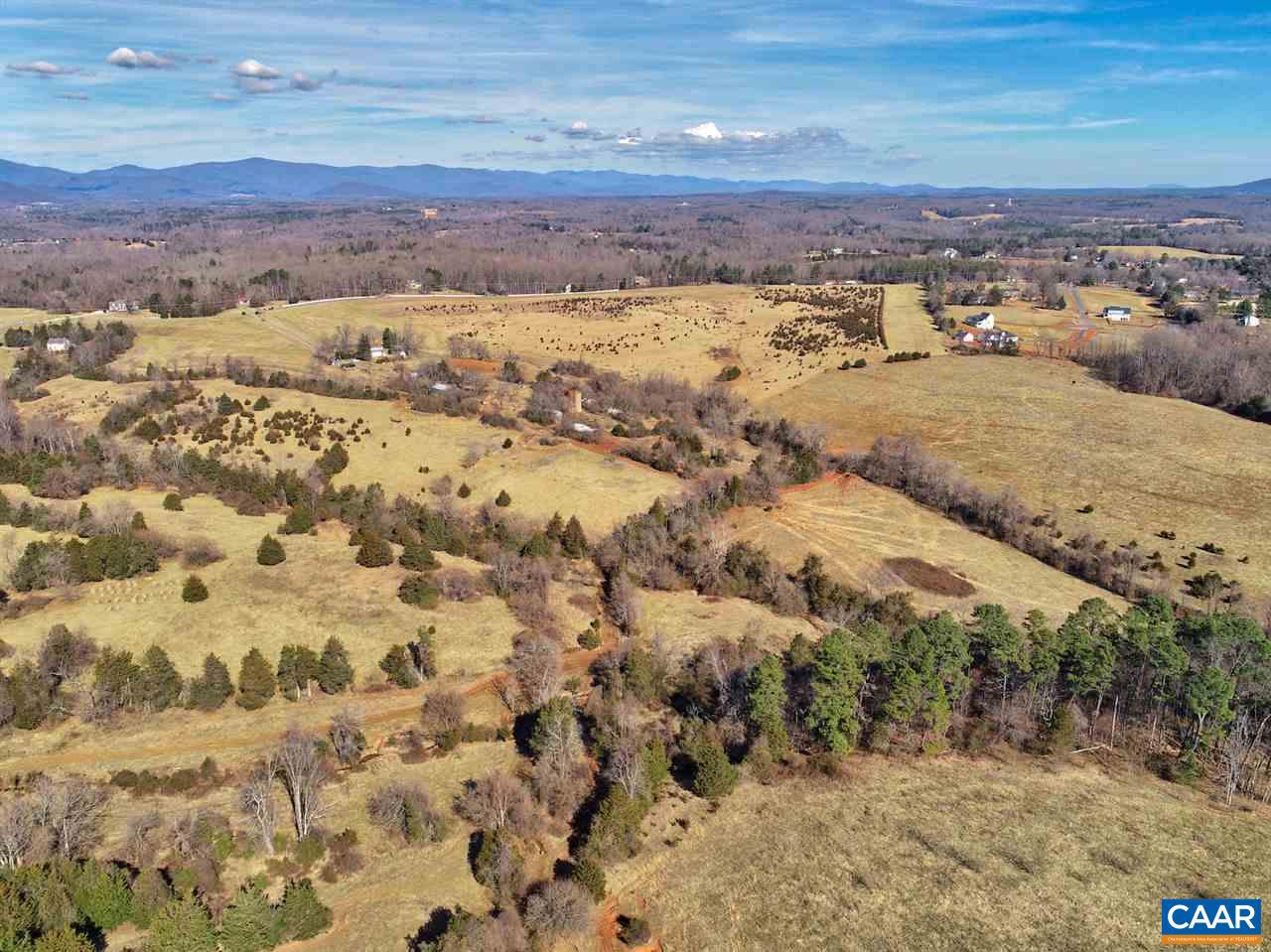 977 Woodlands Rd Property Photo 30