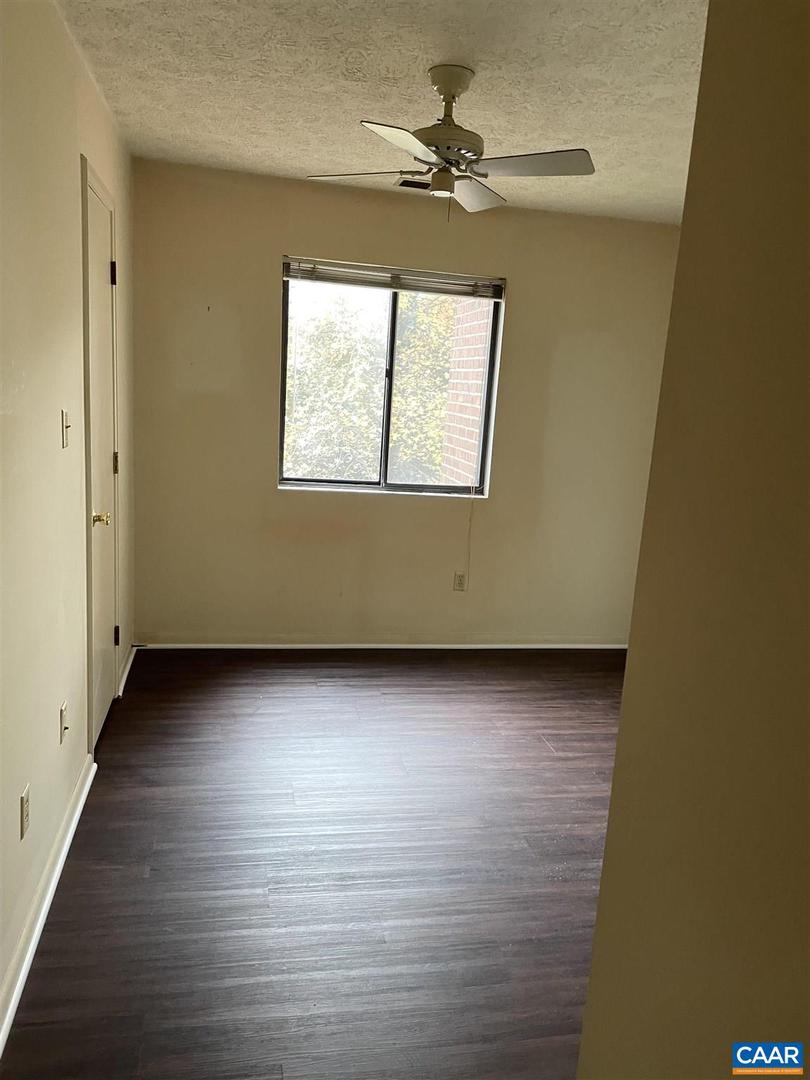 112 Turtle Creek Rd #6 Property Photo 11