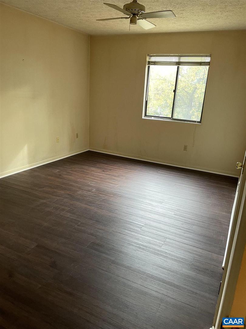 112 Turtle Creek Rd #6 Property Photo 12