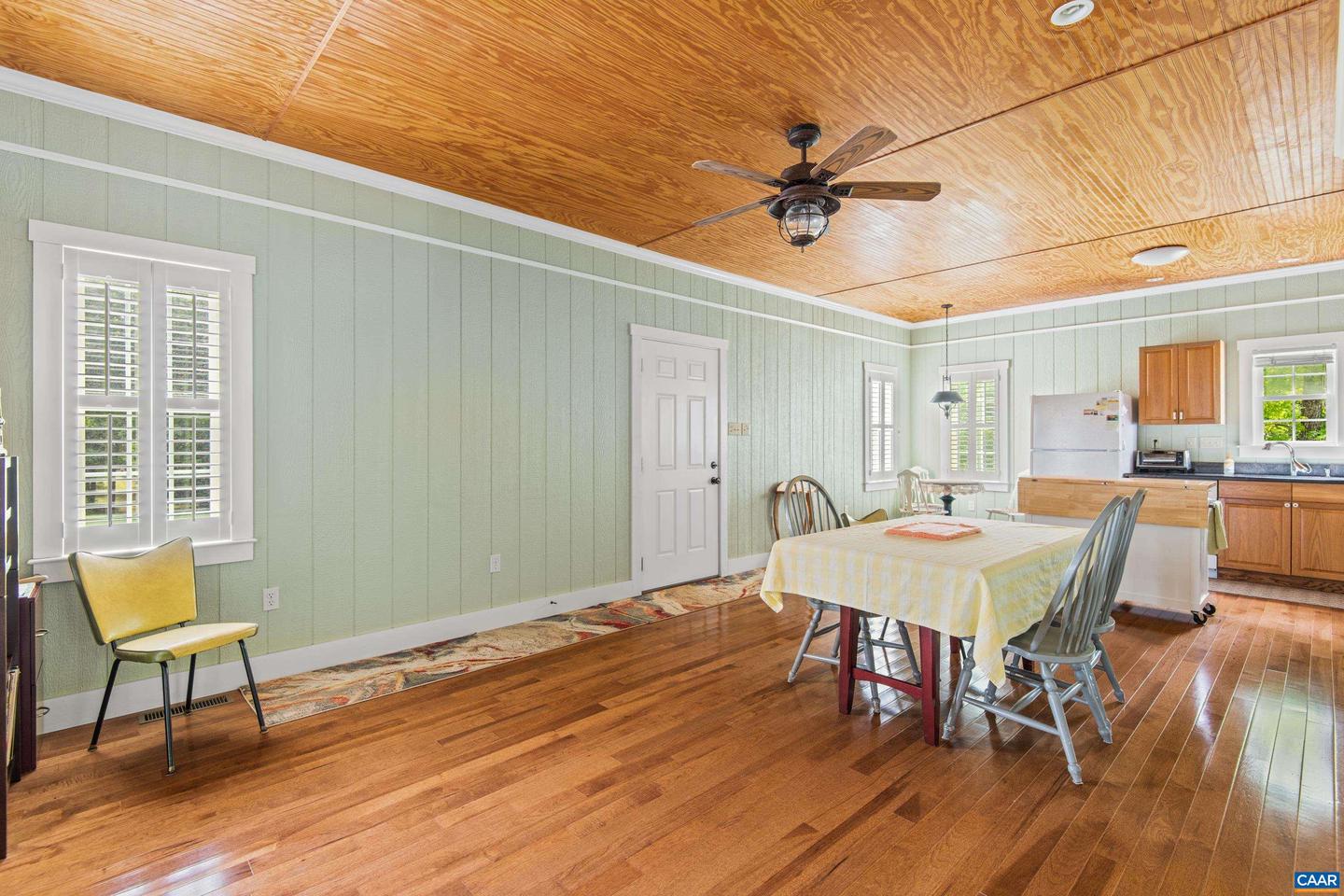 858 Chapel Rd Property Photo 32