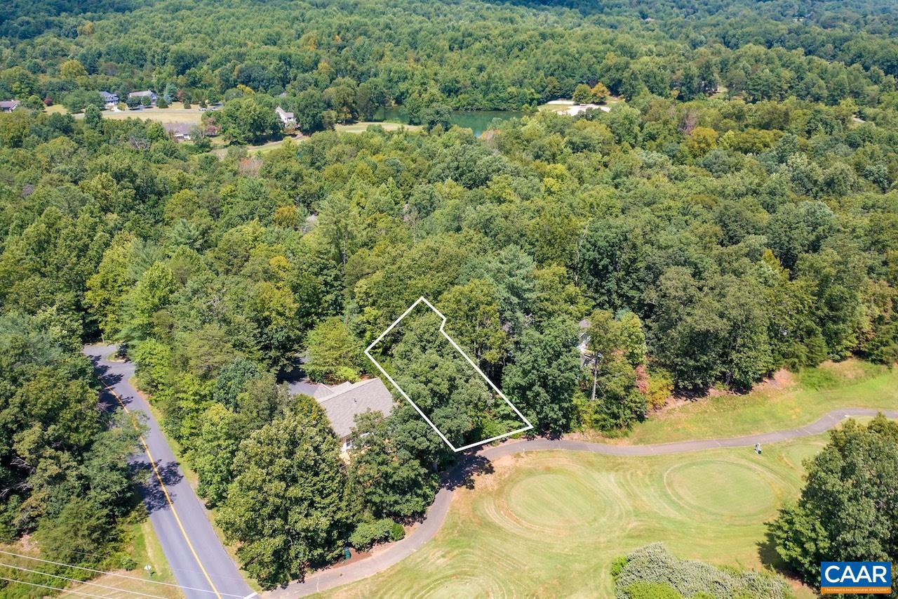 Laurel Ct #16 Property Photo 3