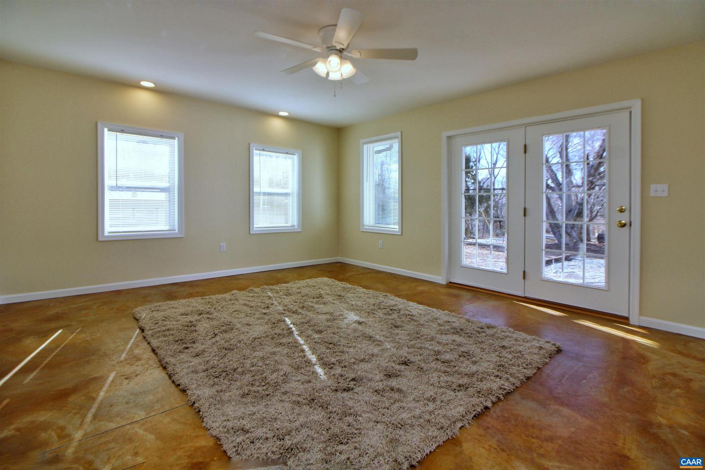 629 Mineral Ave Property Photo 14