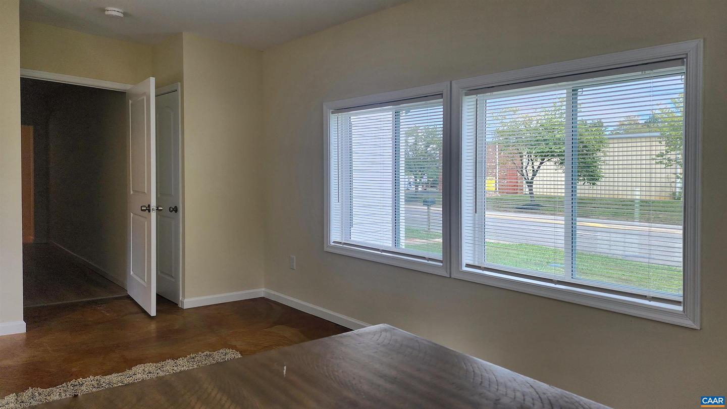 629 Mineral Ave Property Photo 16